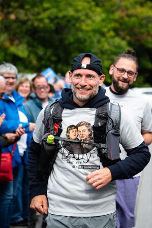 Nach fast 700 Kilometern war der Zieleinlauf für André Sole-Bergers ein hoch emotionaler Moment. Es werden weiterhin Spenden für „Ally – der Film“ benötigt